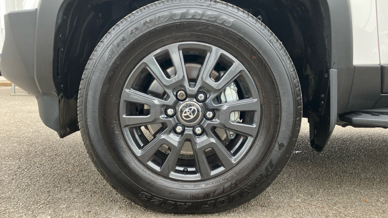 Toyota Land Cruiser Diesel 2.8D 205 Commercial Auto